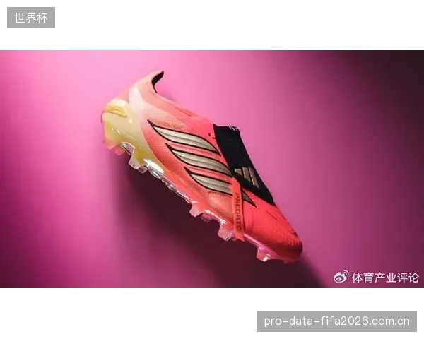 阿迪达斯作为FIFA官方合作伙伴，已在其加拿大官网上架多款世界杯参赛队周边，预热市场。
